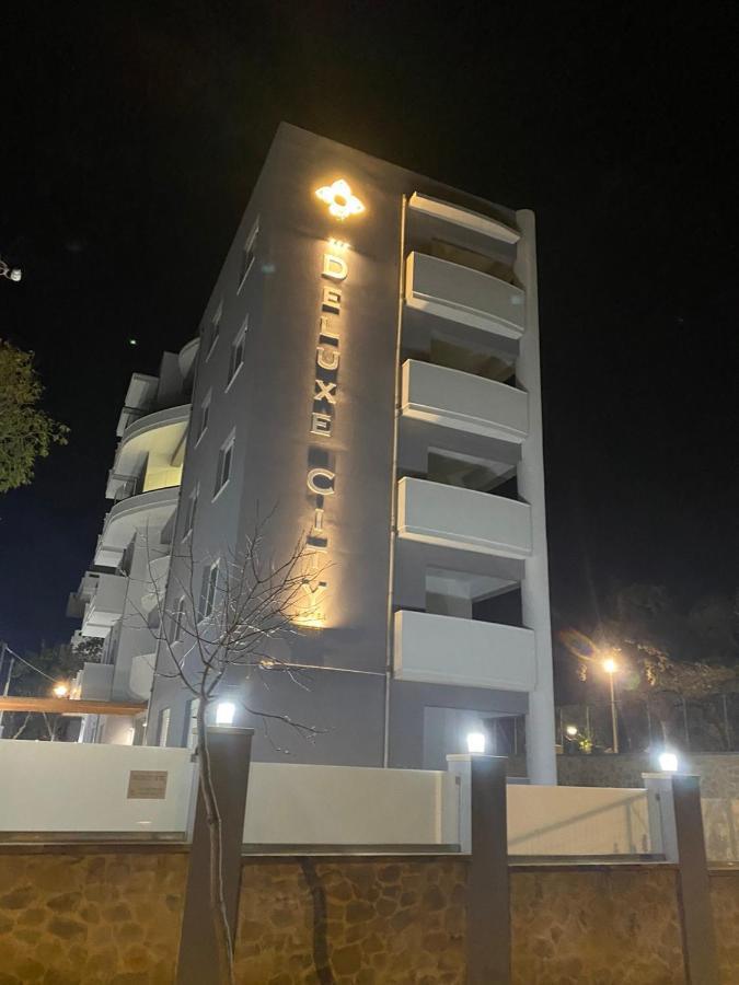 Deluxe City Hotel Chania  Exteriör bild