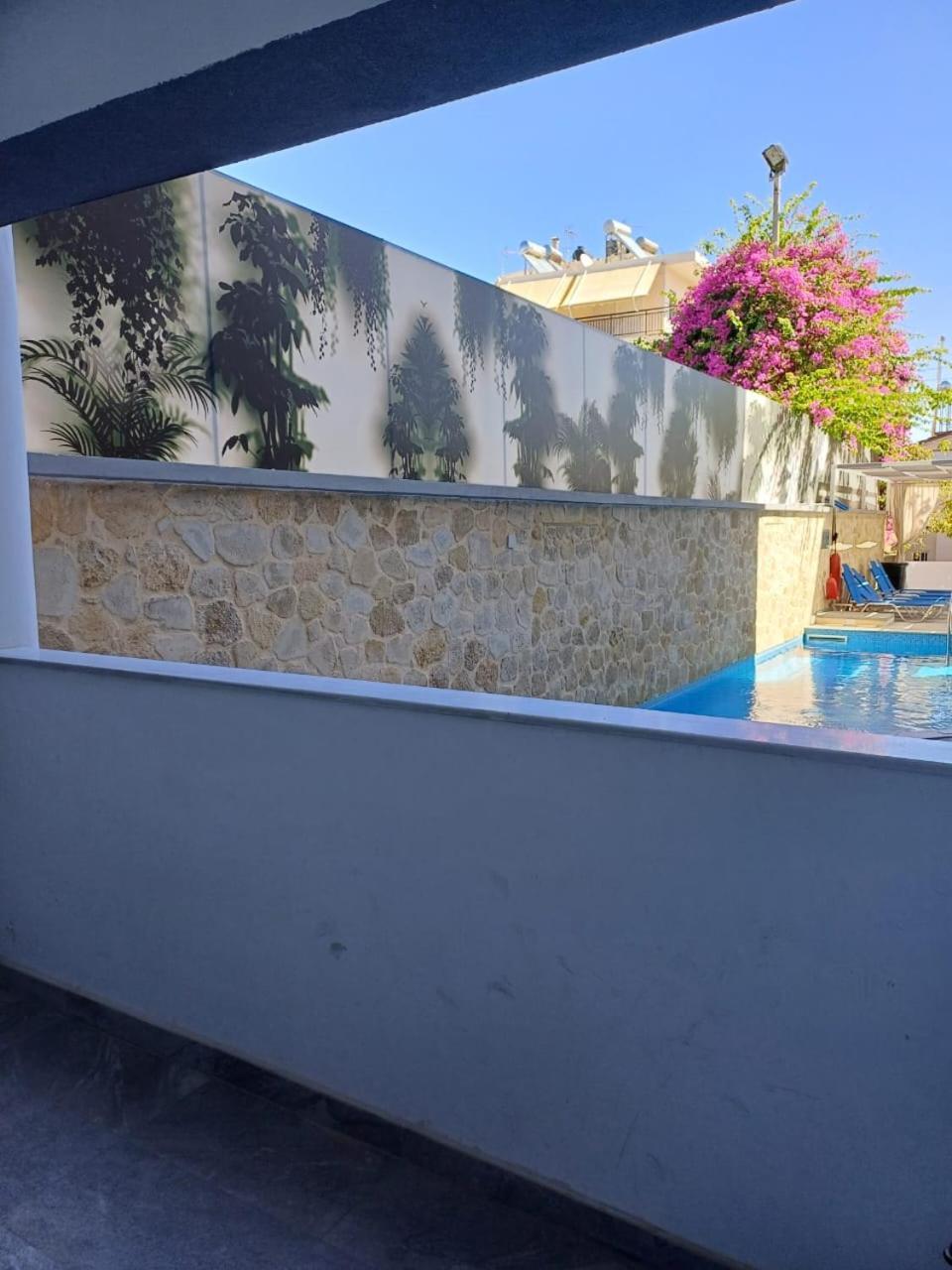 Deluxe City Hotel Chania  Exteriör bild